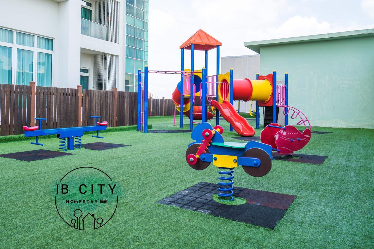 D' Esplanade Ksl City By Rr Jbcity Τζόχορ Μπάχρου Εξωτερικό φωτογραφία